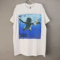 (XL) ニルヴァーナ NEVERMIND Tシャツ  (オフィシャル 未使用品)  バックプリントあり　GILDAN  ネヴァーマインド   NIRVANA バンドTシャツ 【メール便可】