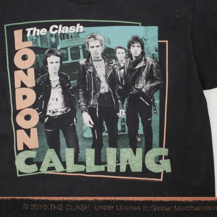 ［半額セール中］古着屋購入The Clash Tシャツ Mサイズ TULTEK製 半額セール中］古着屋購入The Clash Tシャツ Mサイズ TULTEK製