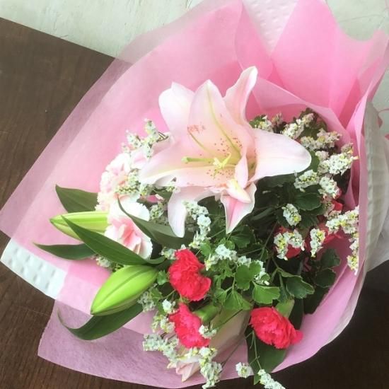 造花のピンク花束 ふんわりピンクの花束 | 福岡の花屋 ブーケドゥフルール