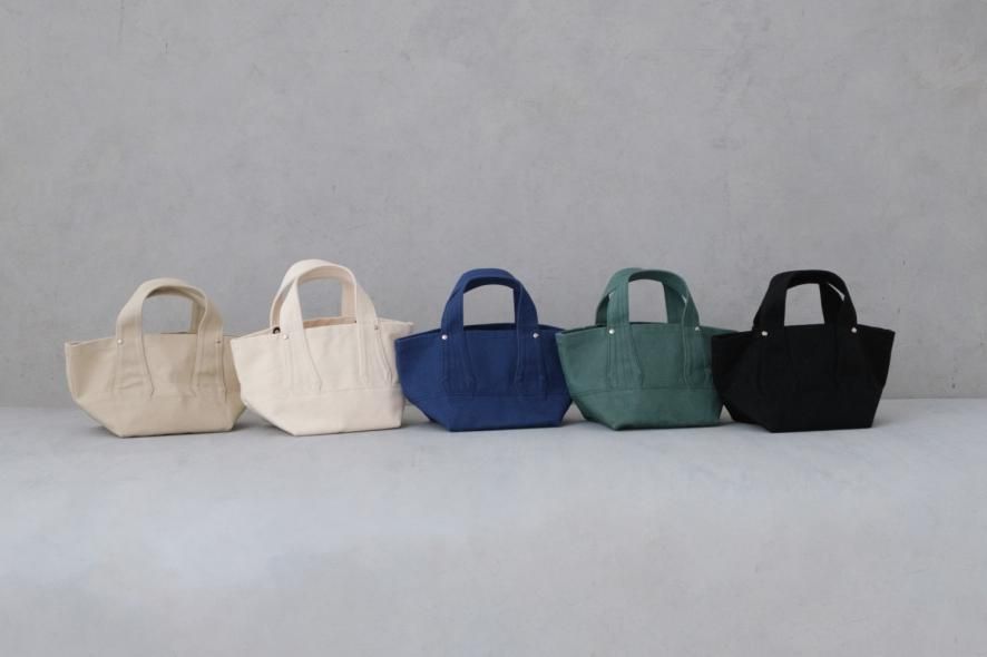 LUAUS / 륢