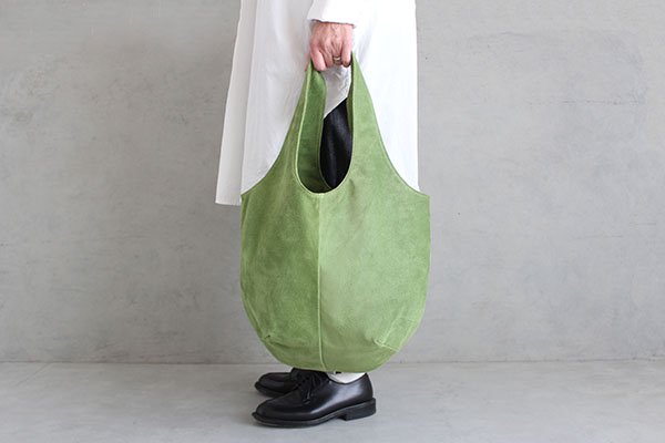 TOKYO LEATHER FACTORY  洗える革のドロップトートバッグ グリーン / Washable Drop Tote Bag   【ご予約品・１週間後の発送】