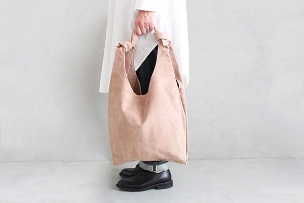 TOKYO LEATHER FACTORY （トウキョウレザーファクトリー）洗える革のショッピングバッグ ピンクベージュ / Washable Shopping Bag
