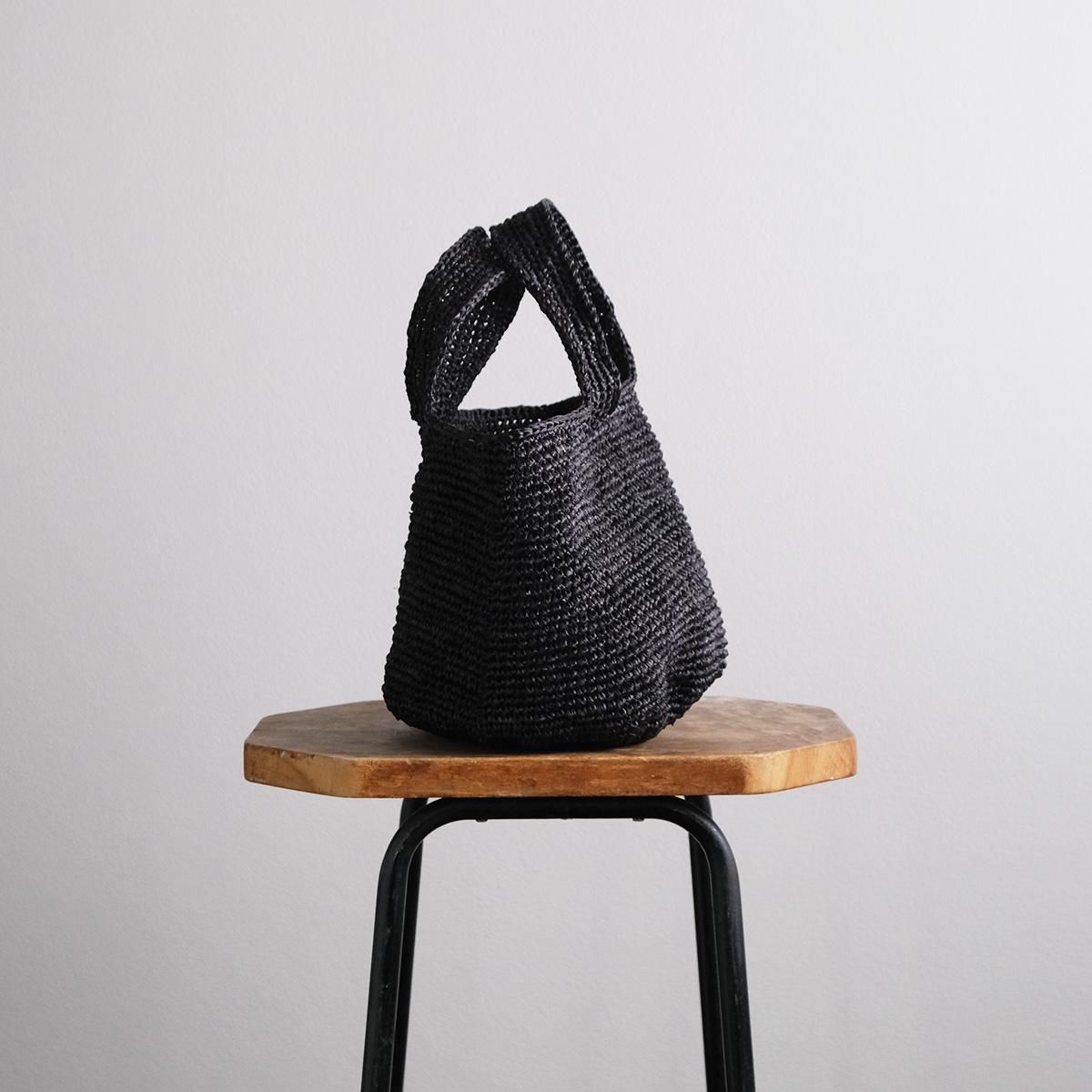 nefuma/ネフマ ラフィアバッグ 丸型 M (ブラック)【受注製作品