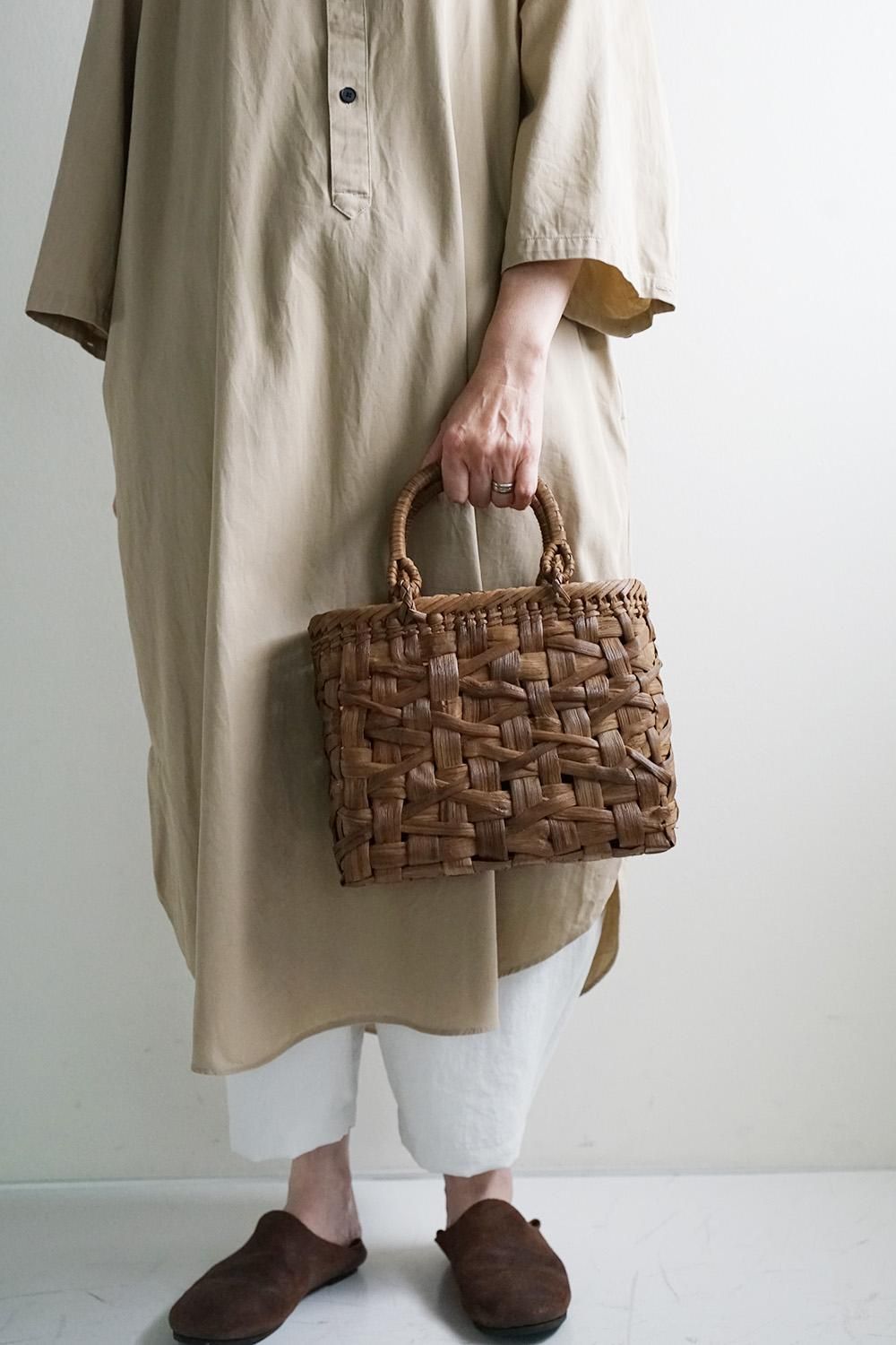 宮本工芸 山ぶどうの籠 駒型 太巾みだれ編 巻手 ○ - katakana