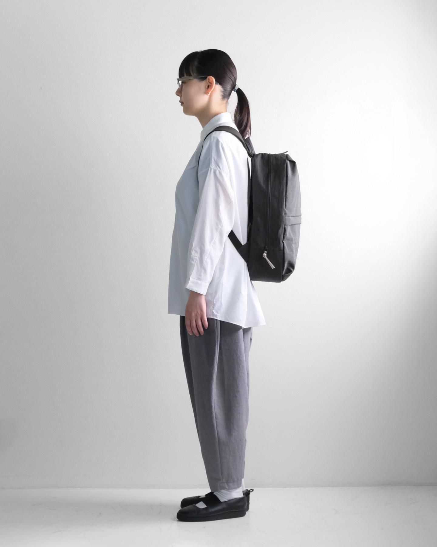 553　美品 NIZYU KANO ニジュウカノウカタカナ別注 M NIZYU KANO / にじゅうかのう FUKUI SIWA ナイロンリュック