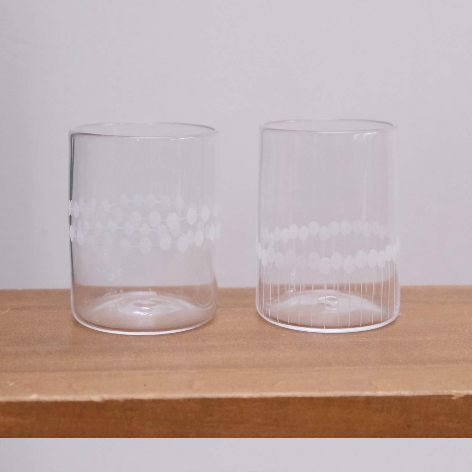 ε / Dot line cut vase (A)(B)(C)