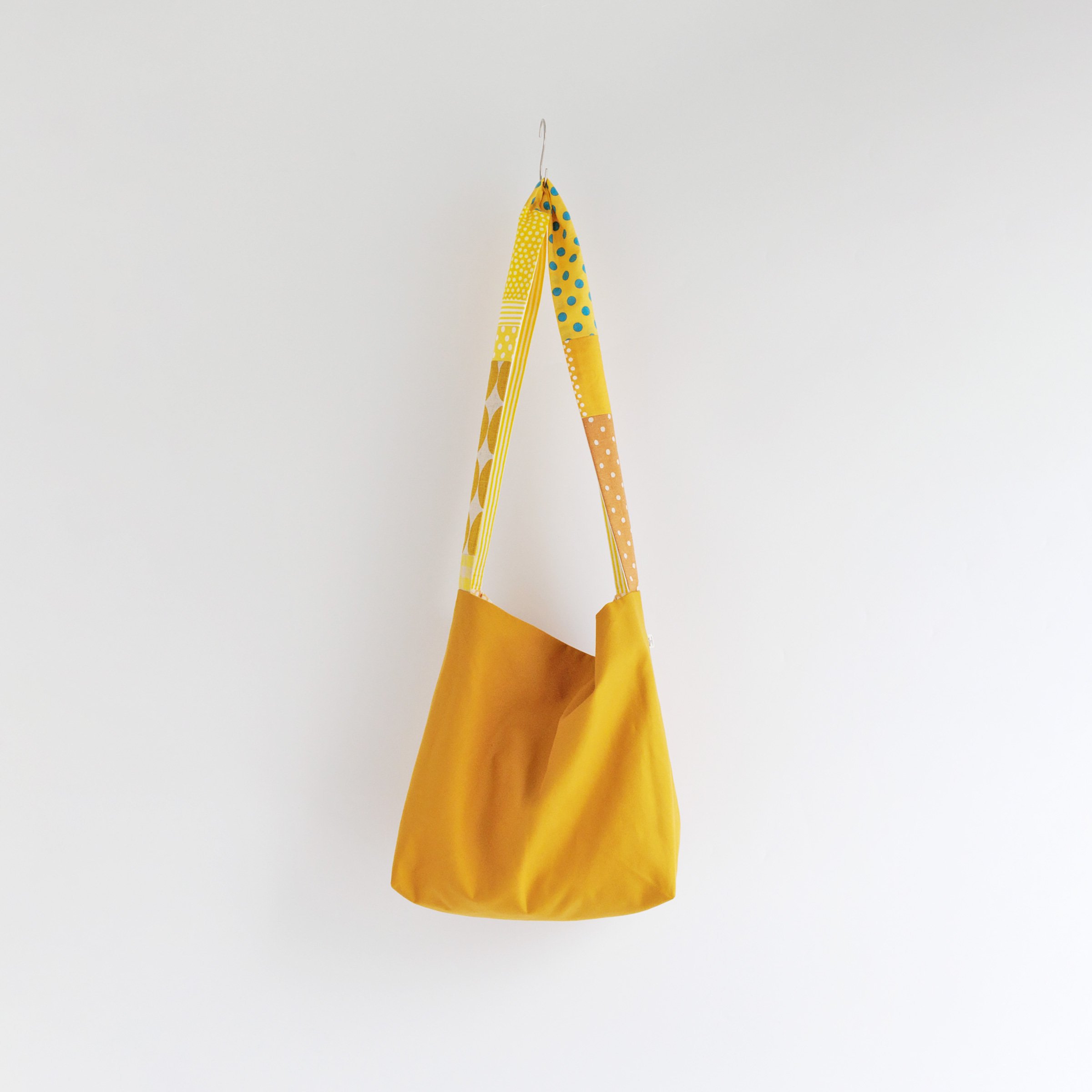 La+h / 饹  顼奷 B-shoulder (yellow/yellow) 4/26䥹