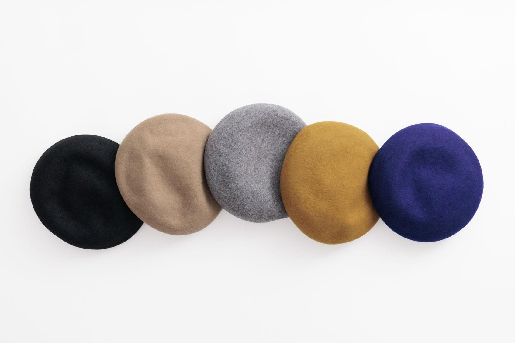 Beret is flamingo