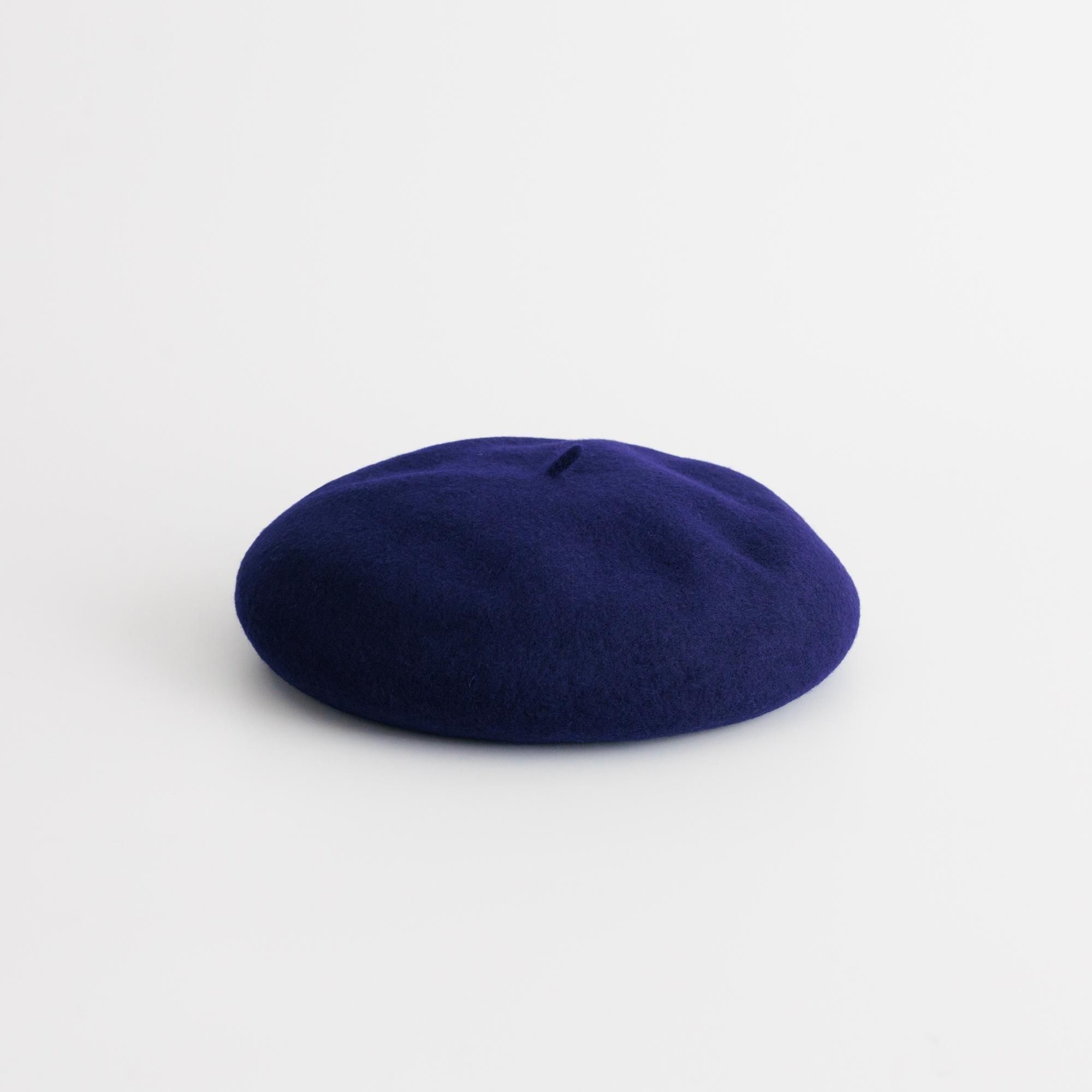 Beret is flamingo
