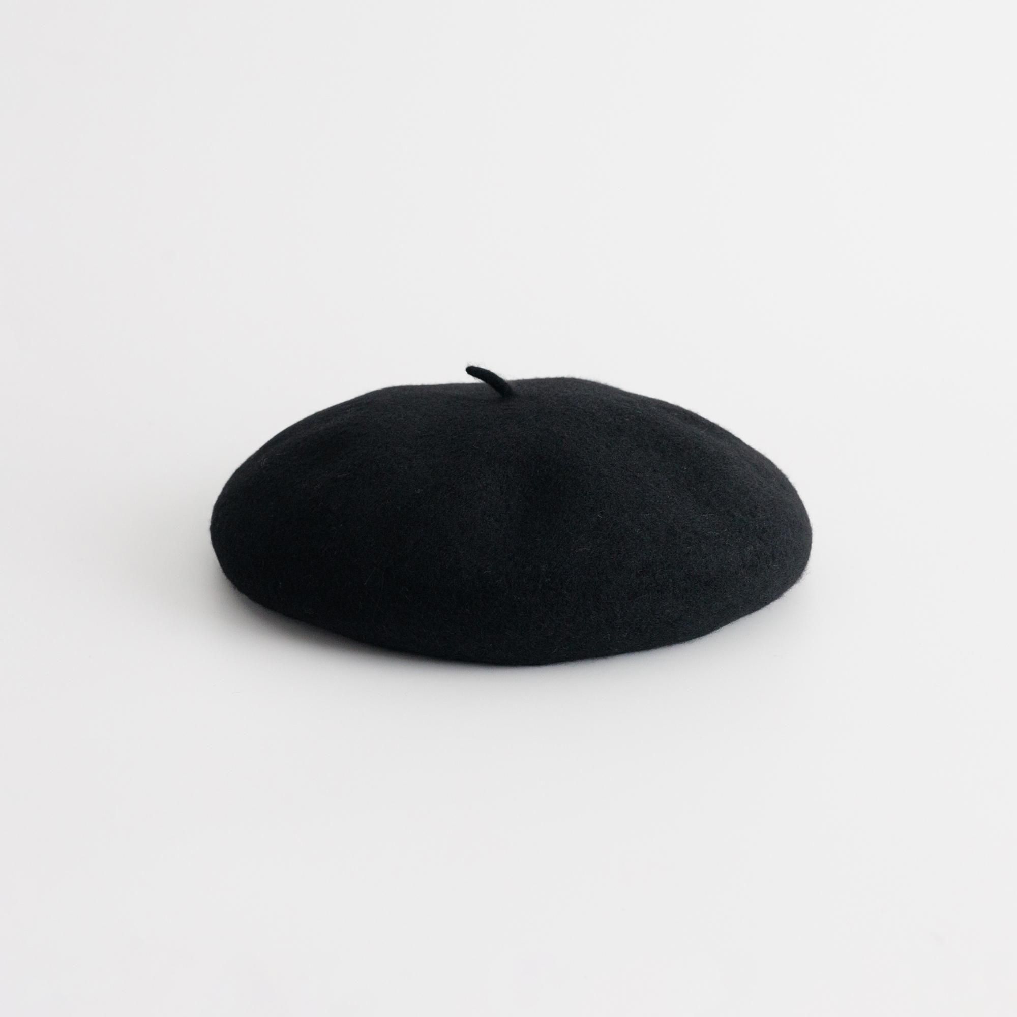 Beret is flamingo