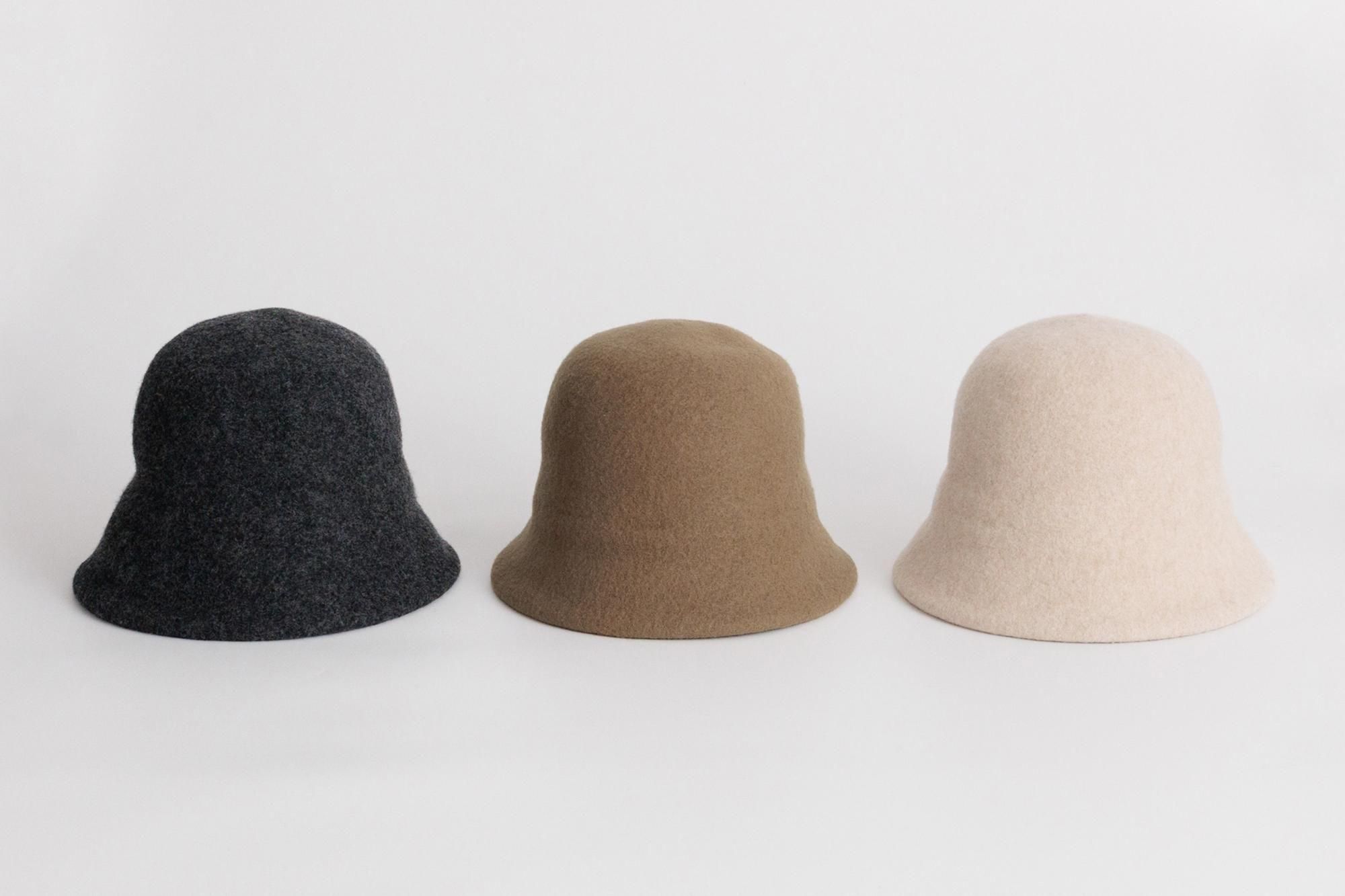 Beret is flamingo