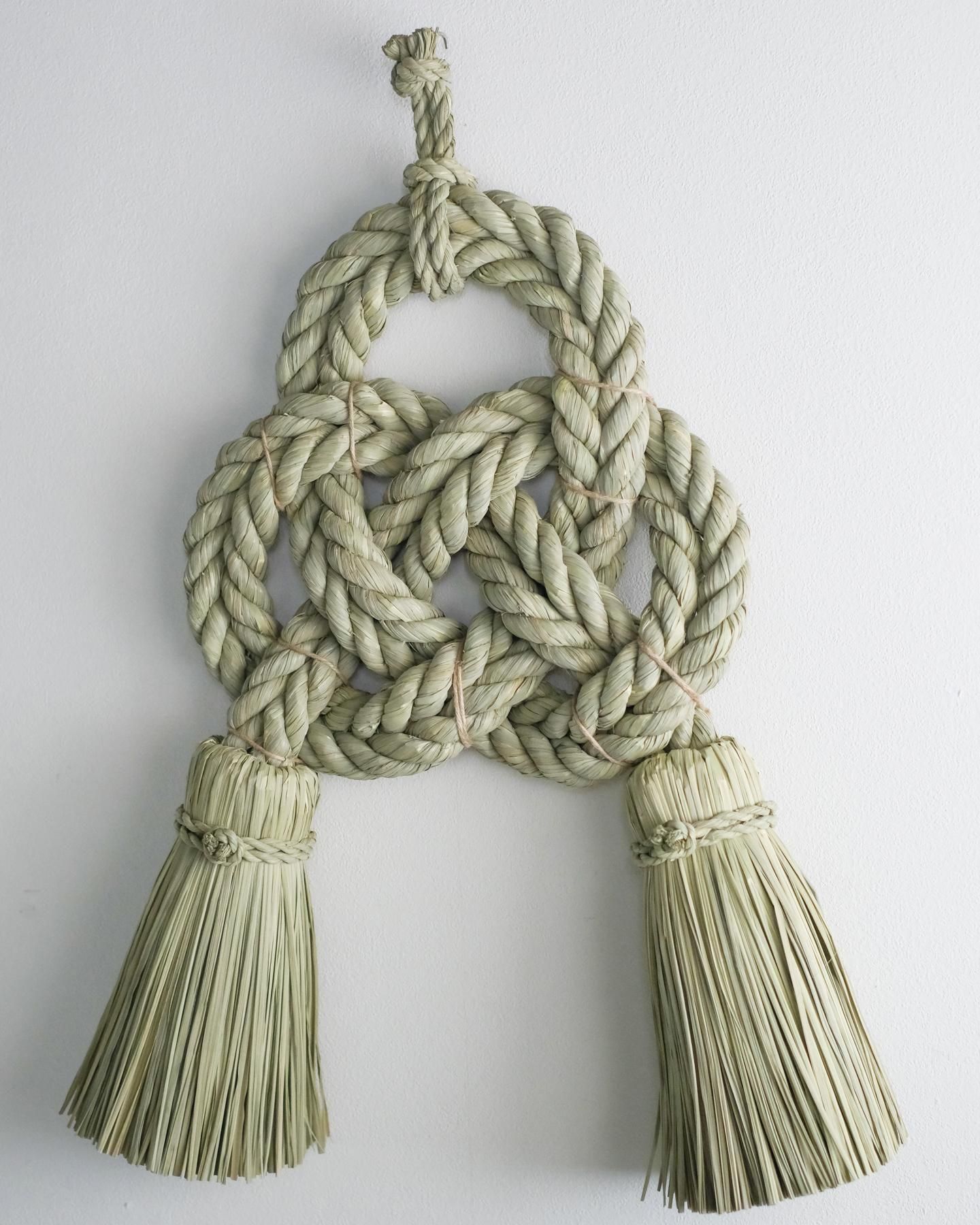 わら細工たくぼ 祝結び 小・大 - katakana - カタカナ（日本の