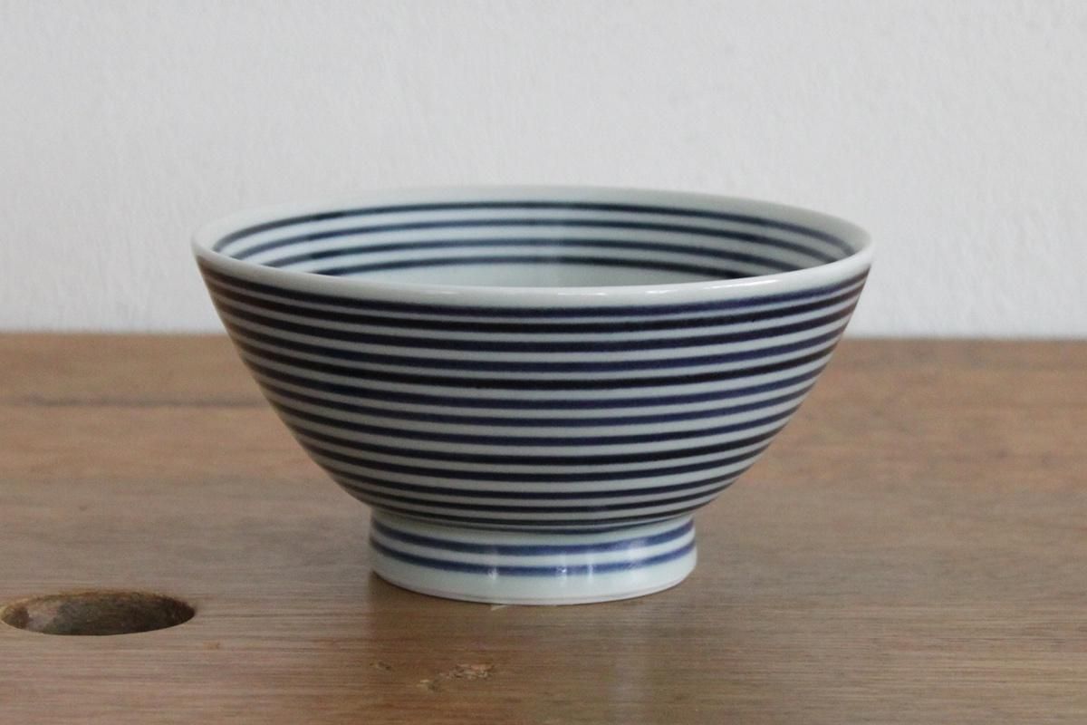 波佐見焼 馬場商店 藍駒 茶碗（大） - katakana - カタカナ（日本の