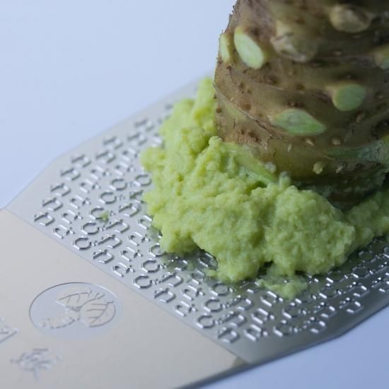 本わさび専用おろし板 鋼鮫｜伊豆のわさび屋山本食品オンライン