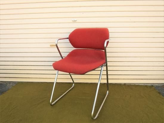 ビンテージ アクトンスタッカースタッキングチェア