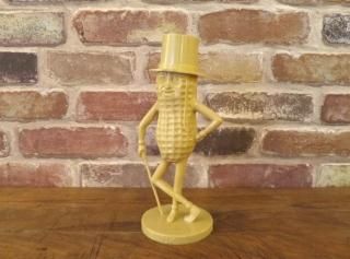 ӥơ Mr. Peanut Х