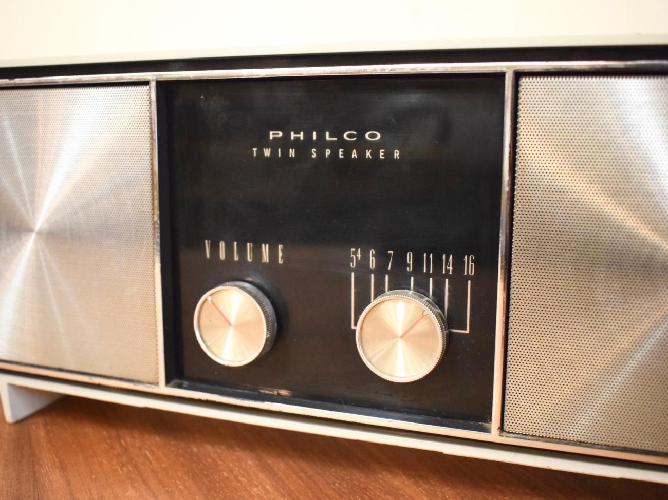 ビンテージ 60-70's PHILCO社製 真空管ラジオ - 大阪和泉市の ビンテージ 60-70's PHILCO社製 真空管ラジオ - 大阪和泉市の