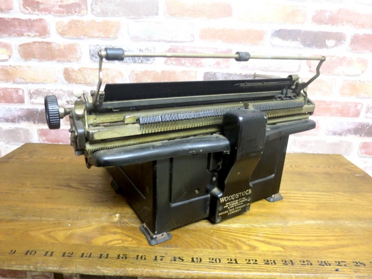 [送料無料　希少品] VICTOR ヴィンテージタイプライター　USA製　現状品 51eXTcMUbIL._UF350,350_QL80_.jpg