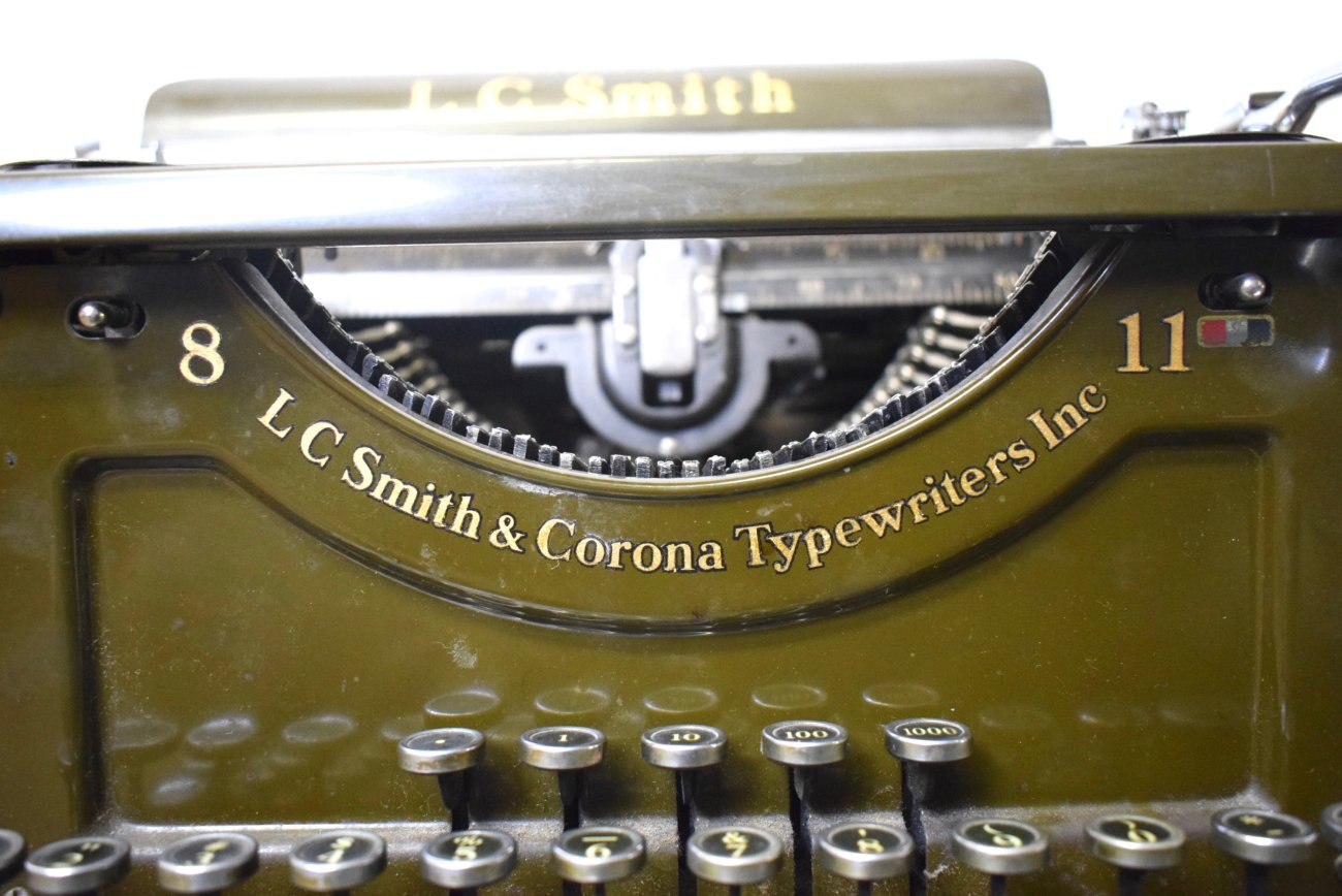 ビンテージ L.C.Smith&Corona社製 タイプライター - 大阪和泉市の