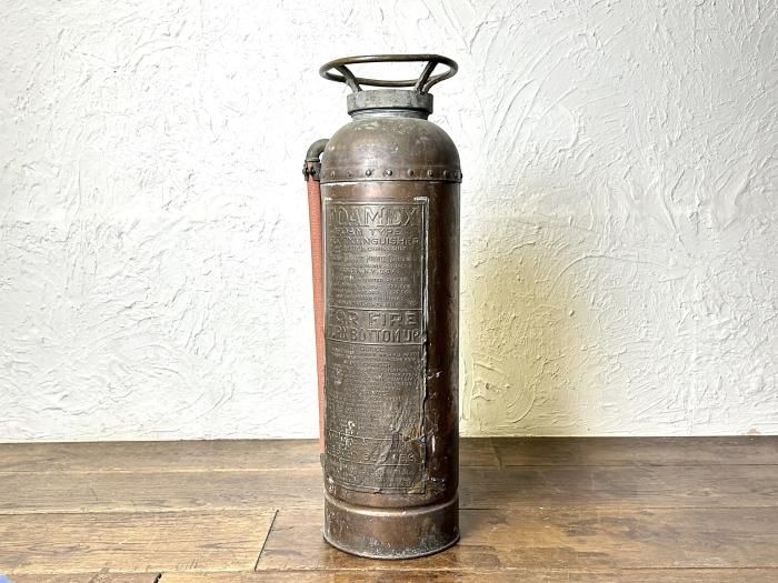 サバーブ様 ヴィンテージ 消火器 アメリカ製 Fire Extinguisher