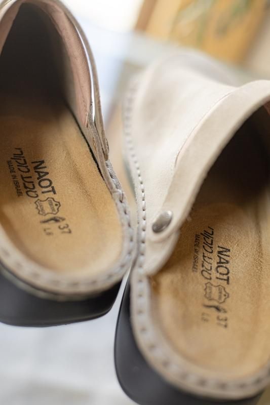 IRIS / Sand Suede - ラインナップ - NAOT ナオトジャパン