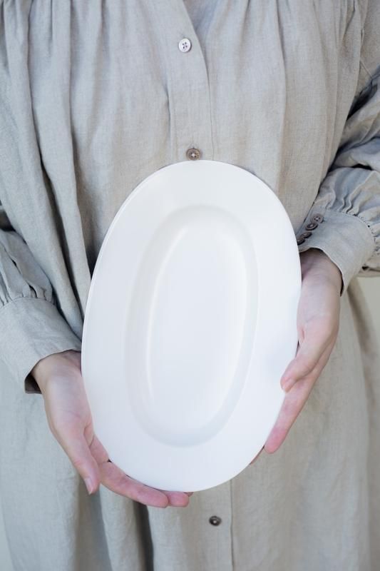 イイホシユミコ オーバルプレート リリーホワイト L porcelain イイホシユミコ オーバルプレート リリーホワイト L porcelain