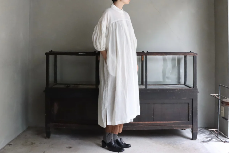 Sa-Rah 帽子千秋 チビ衿ギャザーワンピース 長袖 ヨーロッパ