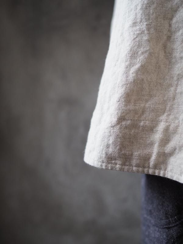 チビ衿ギャザーシャツ長袖ウールリネンエクリュ - Sa-Rah Market