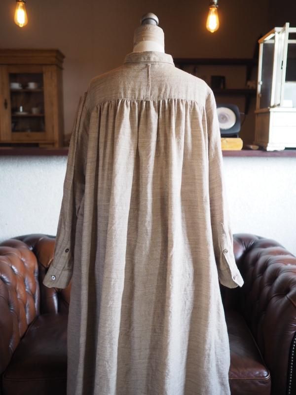 チビ衿ギャザーワンピース・長袖ウールリネン杢ベージュ - Sa