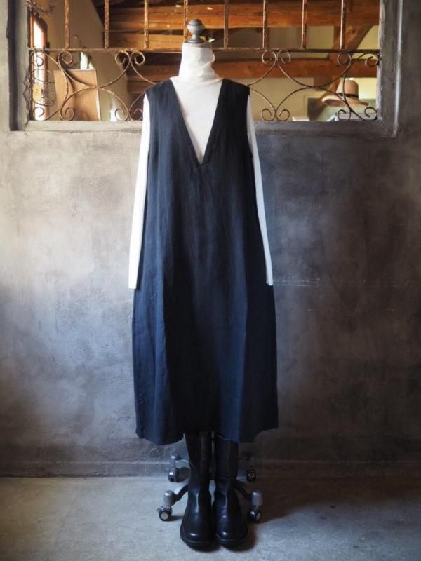 honnete Vネックワンピース　ウールシルク混　Aライン honnete Vネックワンピース ウールシルク混 Aライン ベルト付