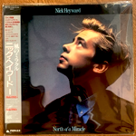<img class='new_mark_img1' src='https://img.shop-pro.jp/img/new/icons1.gif' style='border:none;display:inline;margin:0px;padding:0px;width:auto;' />NICK HEYWARD - NORTH OF A MIRACLE[arista/jpn]'83/10trks.LP with insert & obi (ex+/ex+)