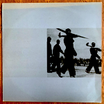 <img class='new_mark_img1' src='https://img.shop-pro.jp/img/new/icons1.gif' style='border:none;display:inline;margin:0px;padding:0px;width:auto;' />A CERTAIN RATIO - LIFES A SCREAM[factory]'84/2trks.12 Inch *small scar back slv.(vg+/vg++)