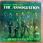 <img class='new_mark_img1' src='https://img.shop-pro.jp/img/new/icons1.gif' style='border:none;display:inline;margin:0px;padding:0px;width:auto;' />THE ASSOCIATION - ALONG COMES...[valiant/us]'66/12trks.LP  (vg++/vg++)