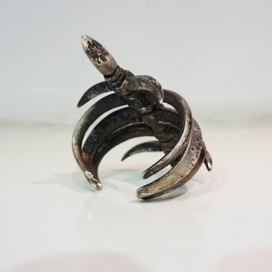 ISAMUKATAYAMA BACKLASH jun uezono RIB BONE BANGLE(J474-56) ISAMUKATAYAMA BACKLASH jun uezono RIB BONE BANGLE(J474-56)