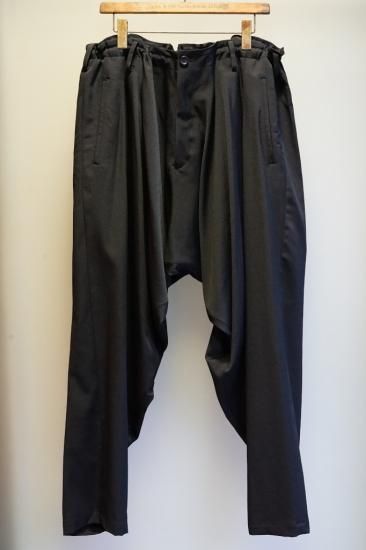 YOHJI YAMAMOTO HOMME シワギャバ Yドレープパンツ(HJ-P21-100) YOHJI YAMAMOTO HOMME シワギャバ Yドレープパンツ(HJ-P21-100)
