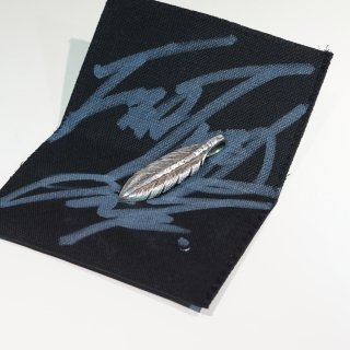 ISAMUKATAYAMA BACKLASH + JUN UEZONO silver1000 FEATHER PENDANT TOP(J474-85)