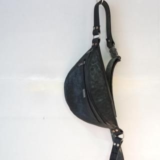 ierib haka SHRUNKEN HORSE(WB1/BODYBAG)