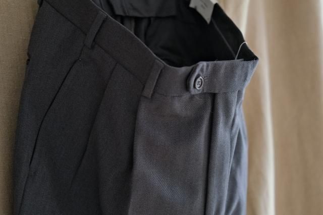 Brooks Brothers Wool 2Tuck Trousers 新品 チャコール W34 - jam-clothing