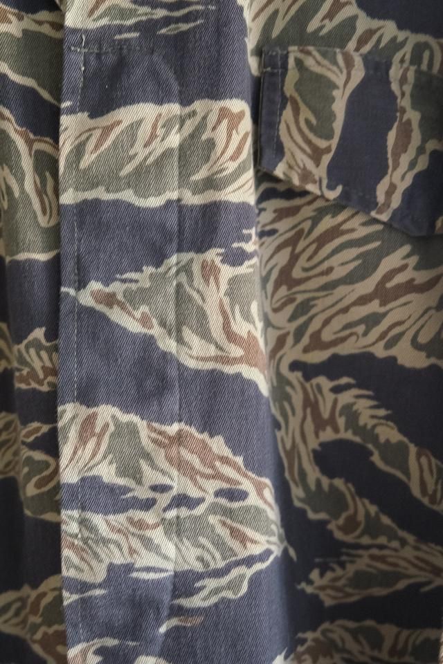 Rare!! 60s ZIG-ZAG Tiger Stripe Jacket - jam-clothing Rare!! 60s ZIG-ZAG Tiger Stripe Jacket - jam-clothing