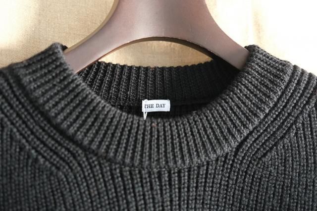 THE DAY LOW GAUGE MERINO CREWNECK KNIT Black - jam-clothing