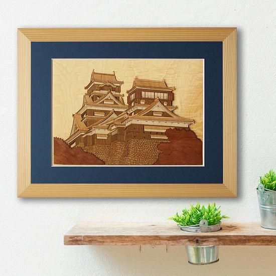 可愛いクリスマスツリーやギフトが！ 熊本城の切り絵 絵画