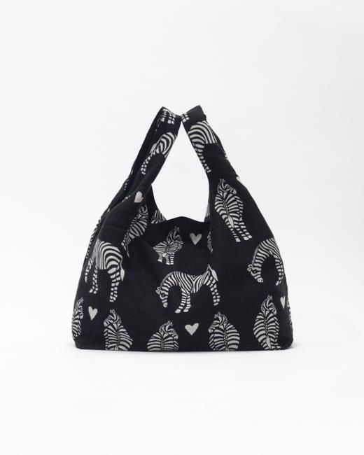 ラブゼブラ（LOVE ZEBRA）クロスバッグ