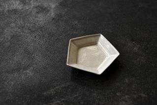 棚橋祐介 - gallery & design URUNO