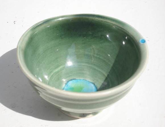 夢かふう 陶器と琉球ガラスのボウル カフェボウル 緑色１