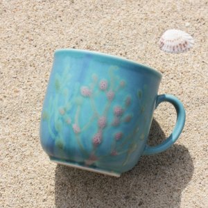 沖縄の海と縁起の良い珊瑚コーヒーカップ 青色 沖縄産