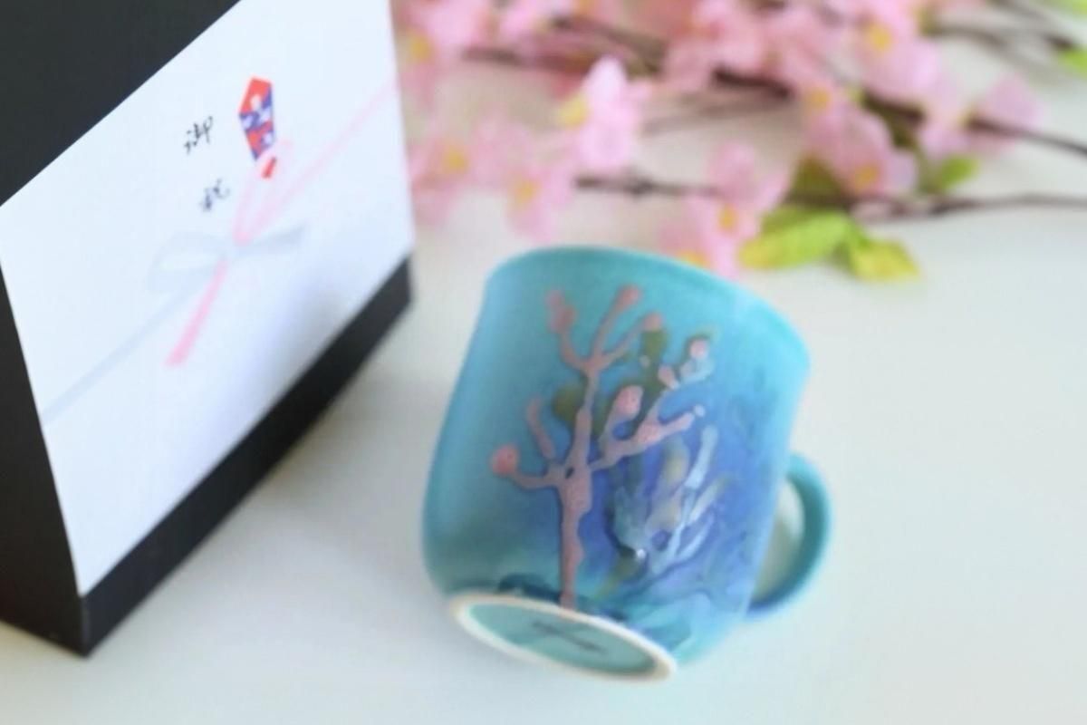 沖縄陶芸　琉球　岩古焼銘　浮彫　龍図　 徳利　花入れ　花生　インテリア　オブジェ 沖縄陶芸 琉球 岩古焼銘 浮彫 龍図 徳利 花入れ 花生 インテリア