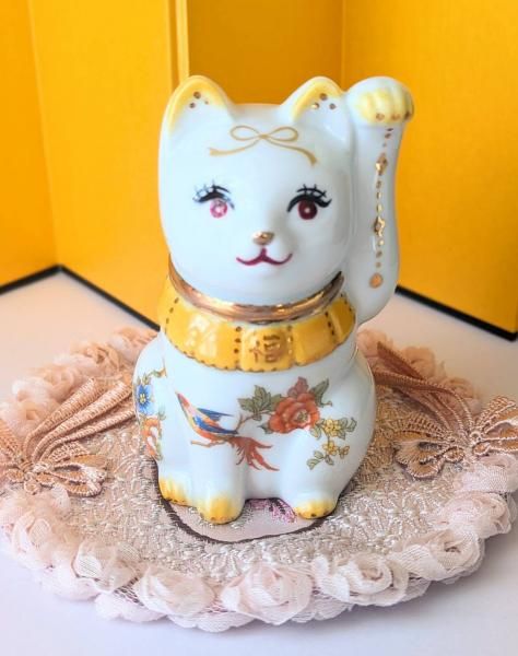 招き猫　ペア　結婚祝い　新築祝い　ハンドメイド　ポーセラーツねこ　縁起物 ブルーフラワー柄の招き猫（ペア） 磁器 ポーセラーツ 招き猫