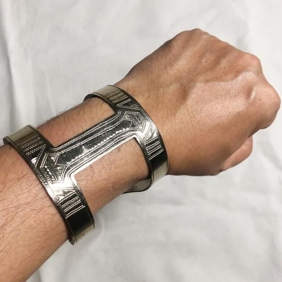 TUAREG BIG H BANGLE, THE FIFTH STREET MARKET TUAREG BIG H BANGLE, THE FIFTH STREET MARKET