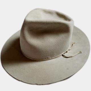 HAT - THE FIFTH STREET MARKET HAT - THE FIFTH STREET MARKET