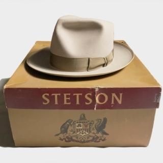 HAT - THE FIFTH STREET MARKET